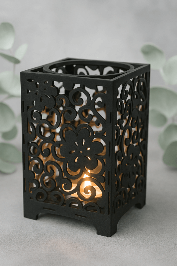 Blom ljuslykta ben svart