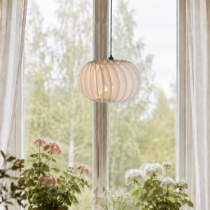 Fiona fönsterlampa vit.