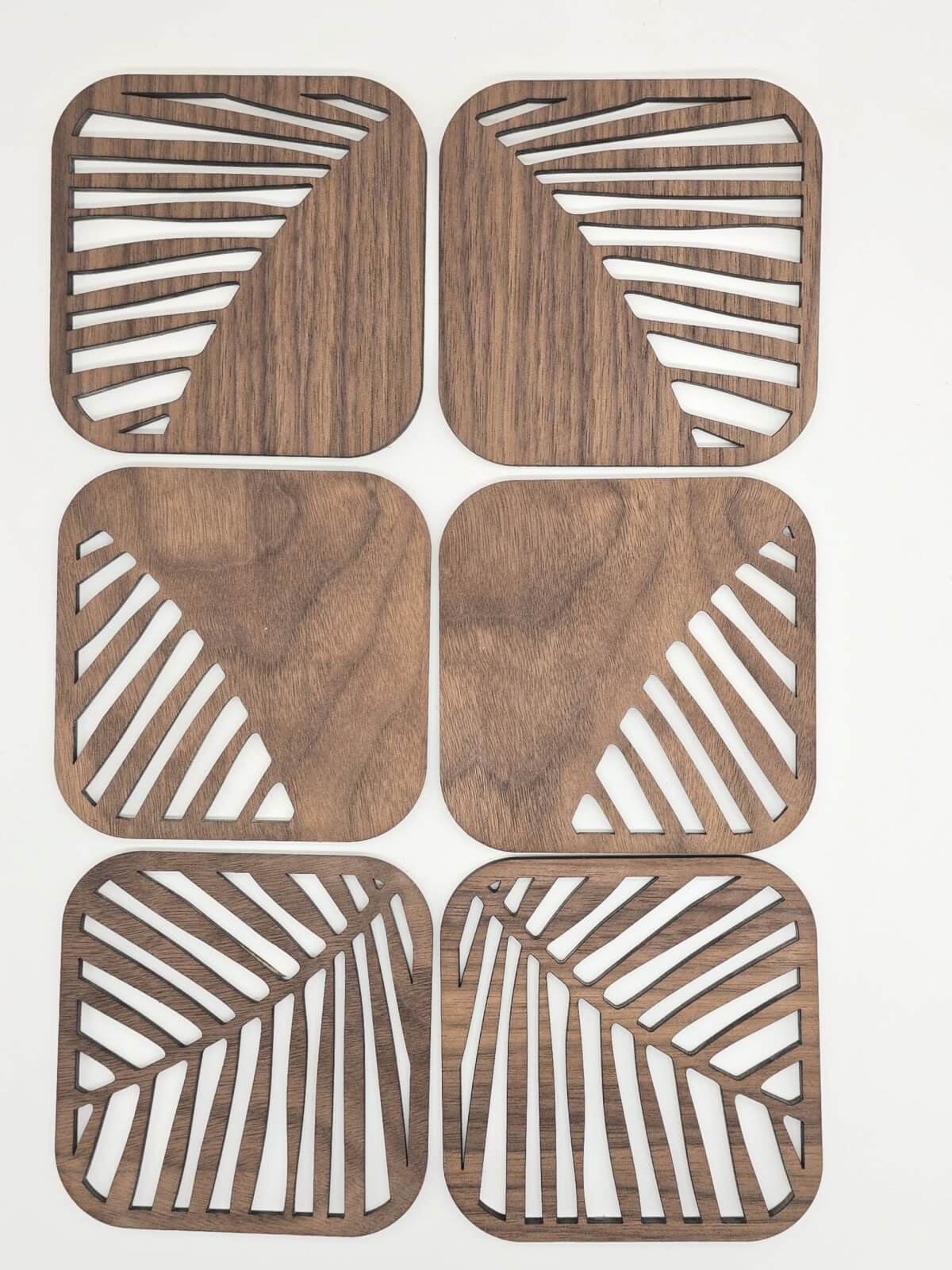 Saga glasunderlägg samling valnöt